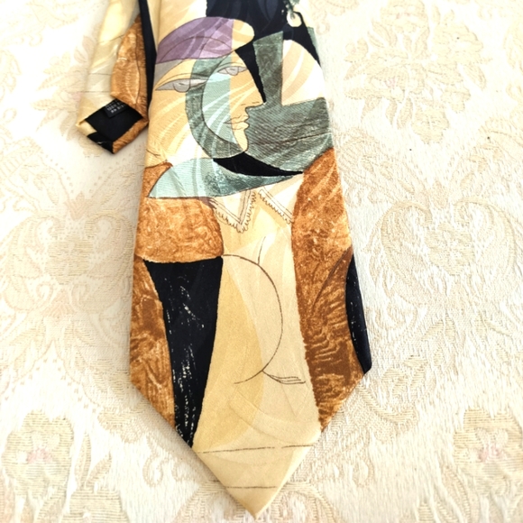 Picasso Art Work On Tie, From, Picasso Collection By Fine Art Fashions Ltd. - Picture 1 of 6